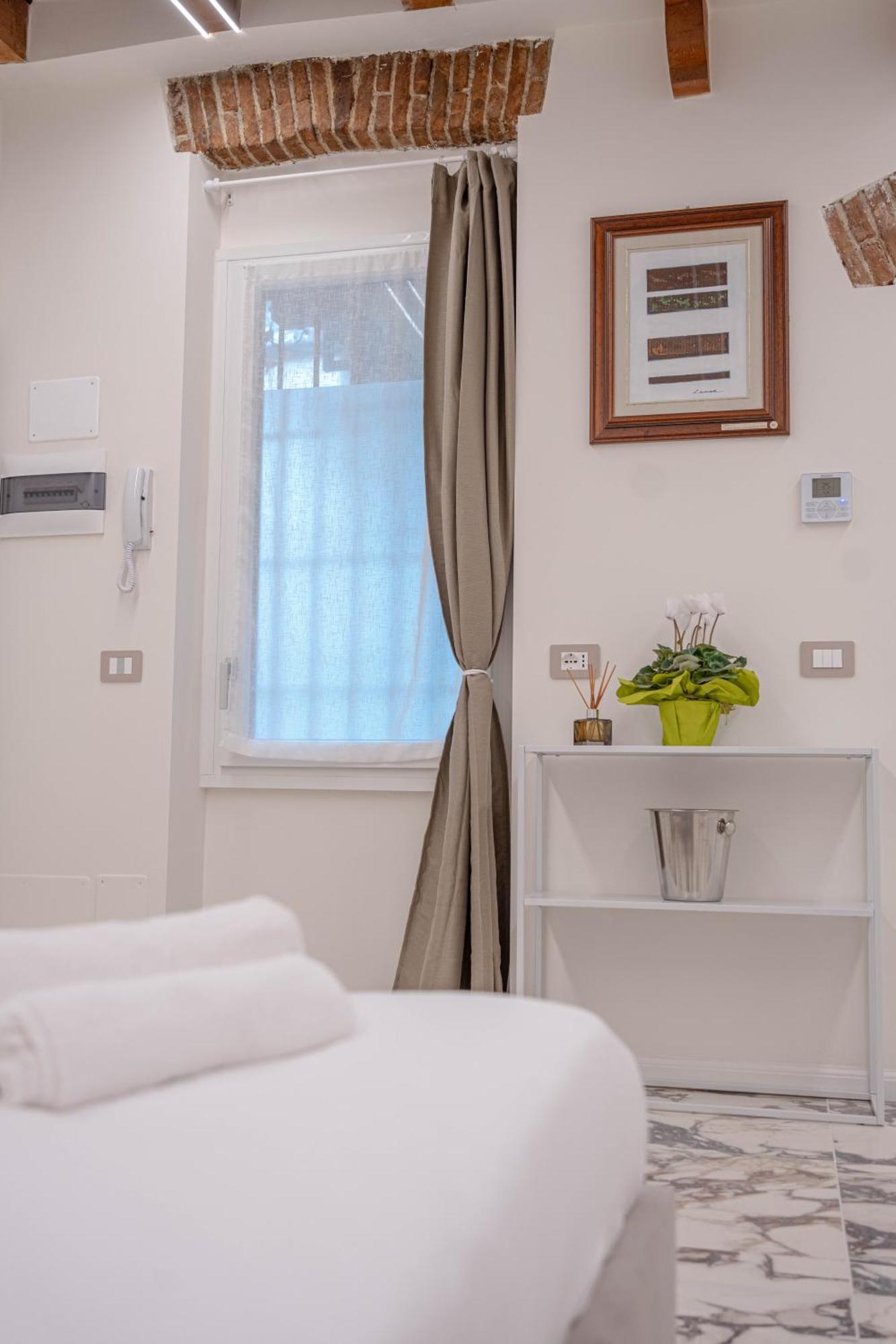 Brera Luxury Apt Милано Екстериор снимка
